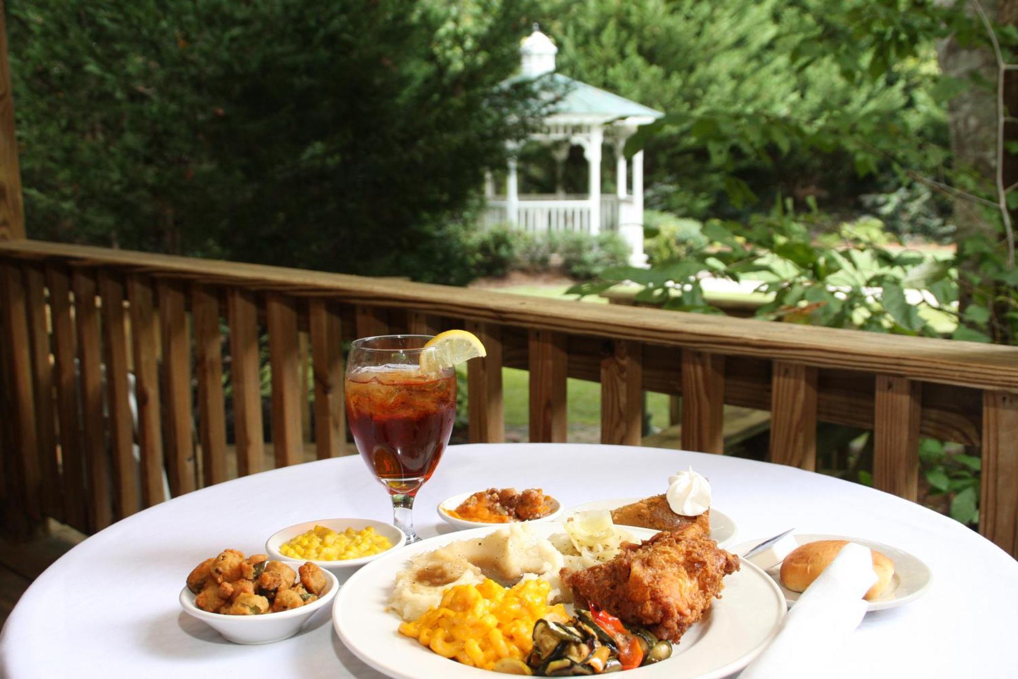 Forrest Hills Mountain Resort Dahlonega Exterior photo