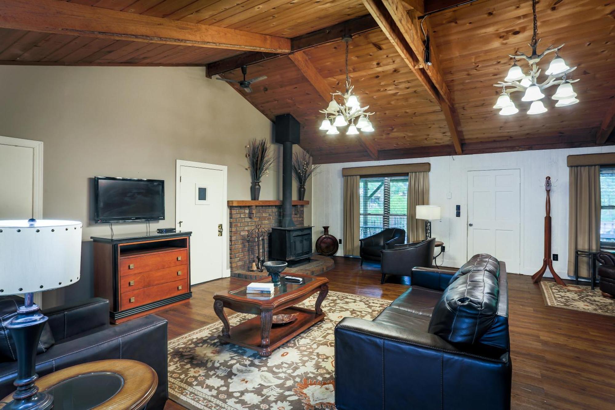 Forrest Hills Mountain Resort Dahlonega Room photo