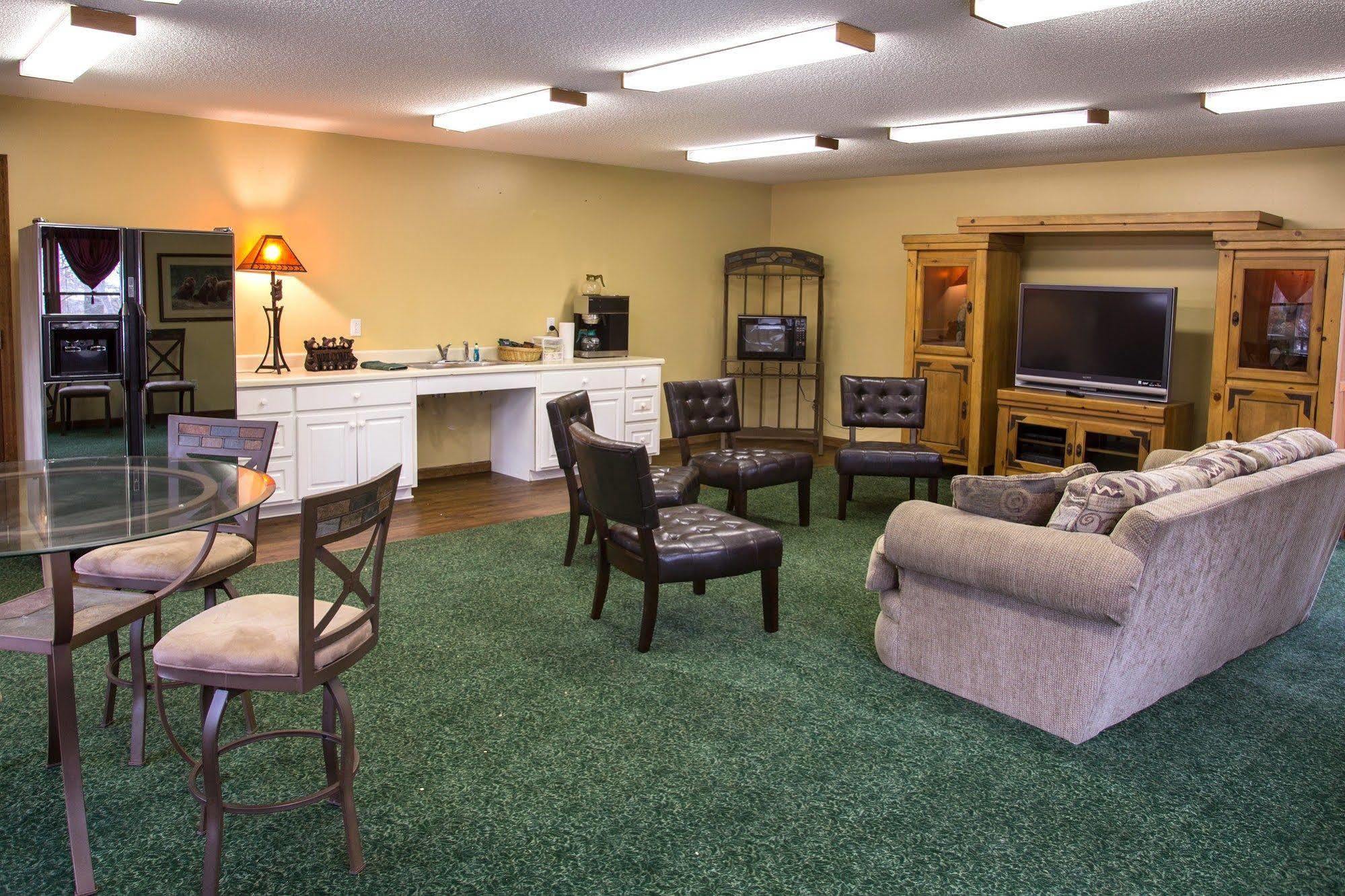 Forrest Hills Mountain Resort Dahlonega Exterior photo