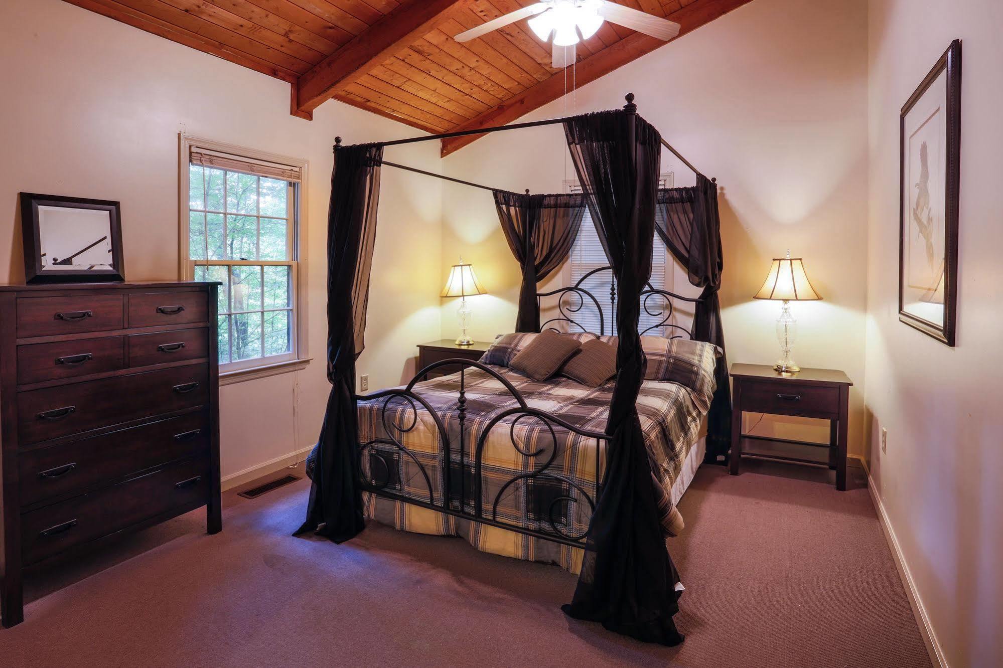 Forrest Hills Mountain Resort Dahlonega Exterior photo