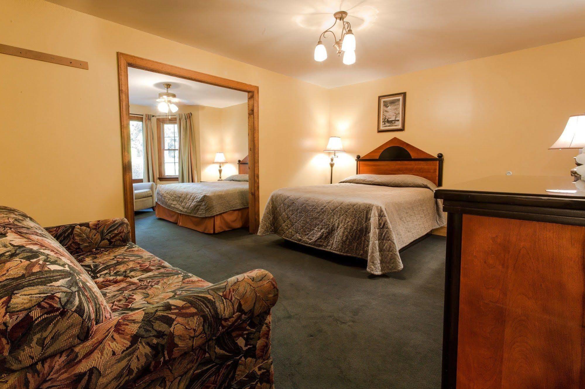 Forrest Hills Mountain Resort Dahlonega Exterior photo